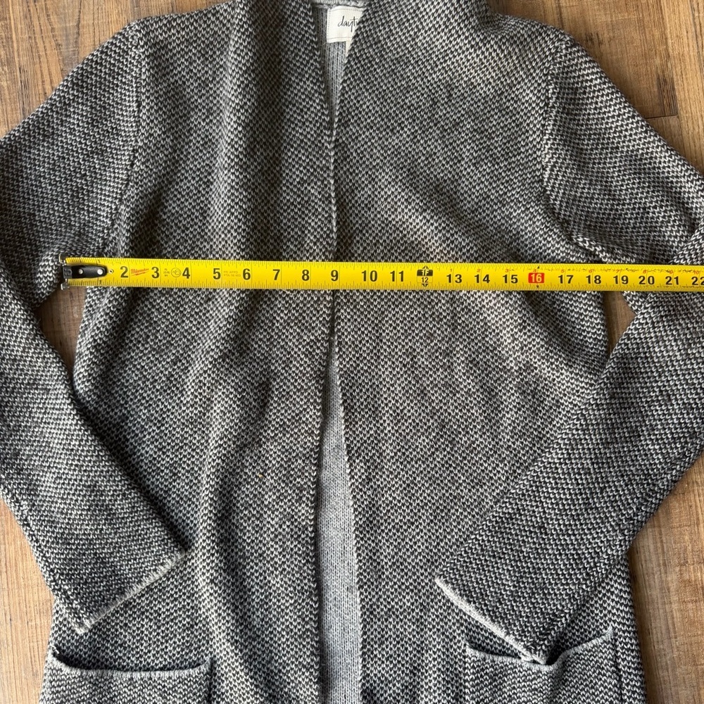 Daytrip Womens Grey/Black Marled Hooded Acrylic Cardigan Sweater Size Small - Picture 3 of 7